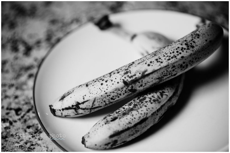 ripe bananas on plate Poulsbo Lifestyle Photography